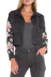 EMBELLISHED CROP UTILITY JACKET - BLACK - Da-Nang