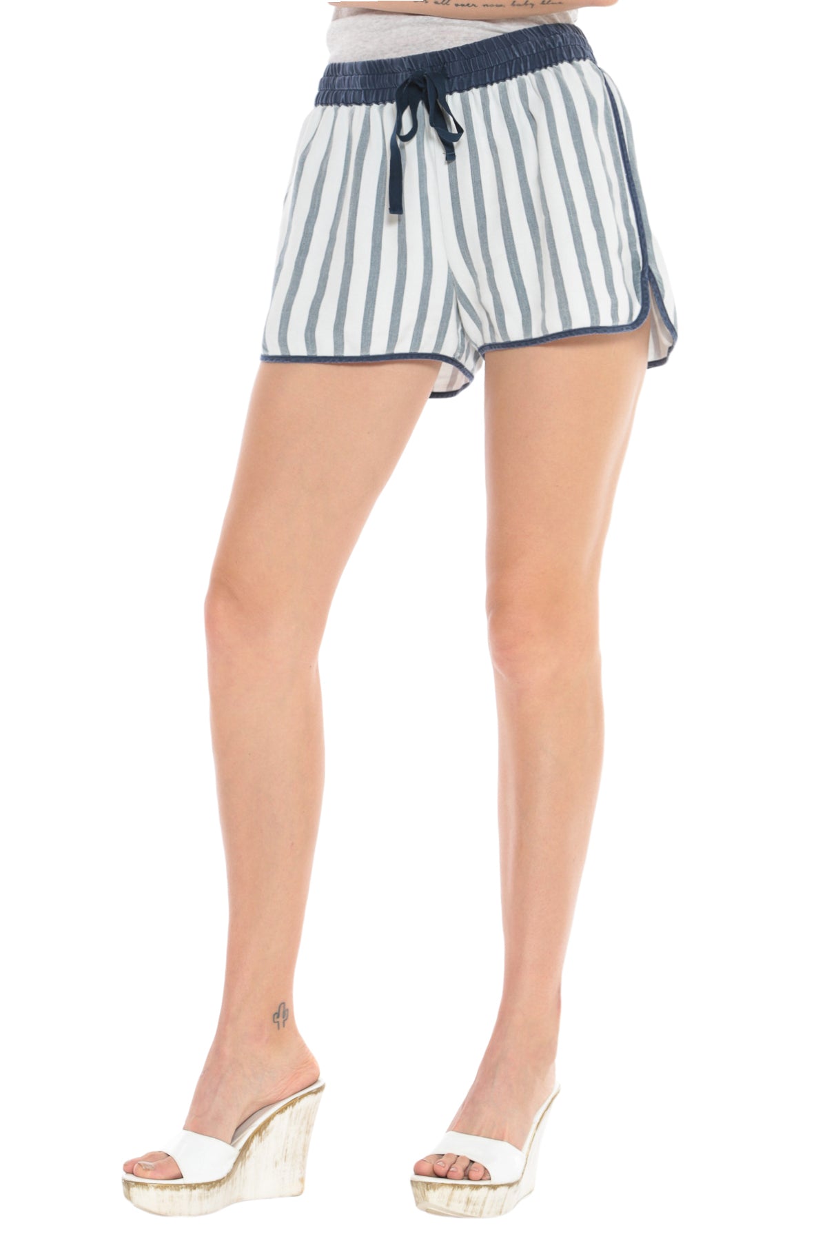 100% Silk shorts with drawstring in Indigo Stripes