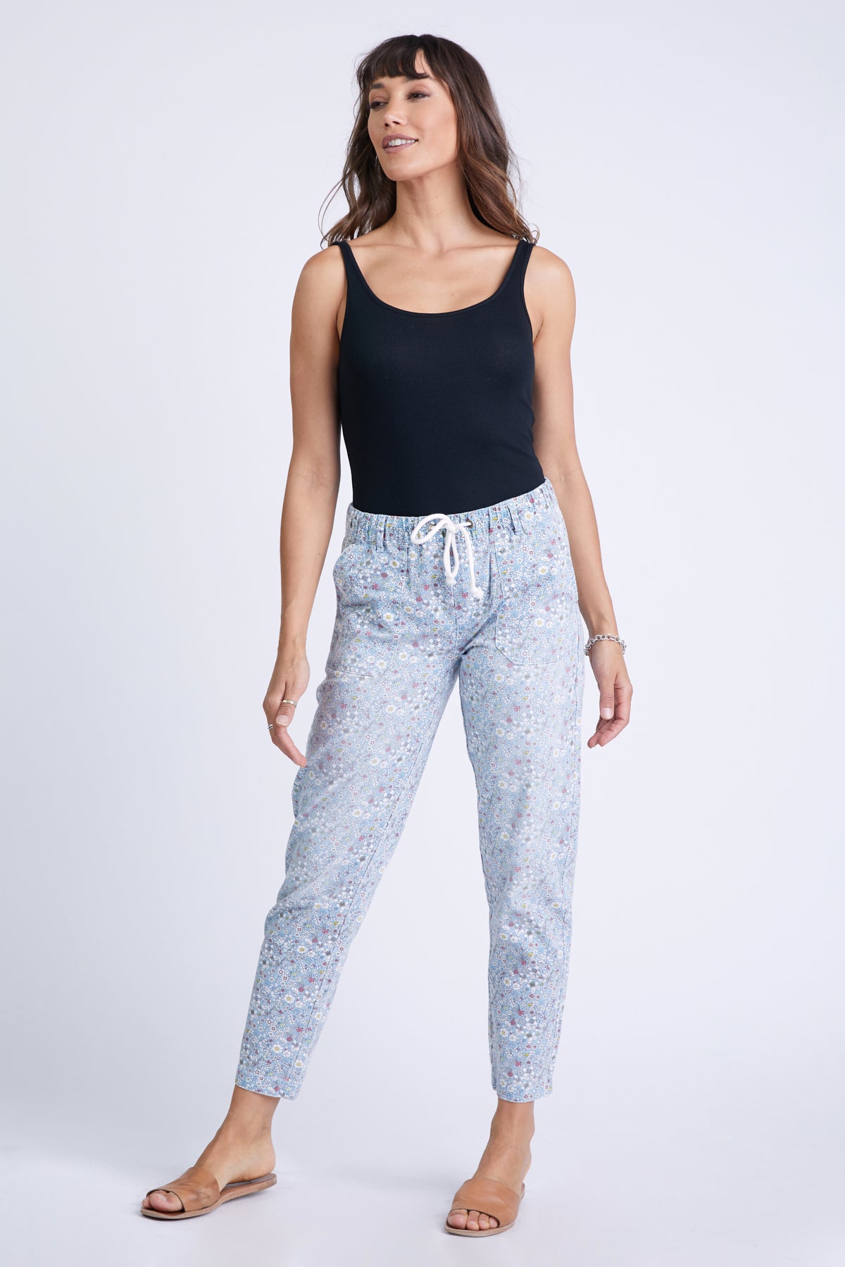 Pants with drawstring in Blue Ditsy Flowers