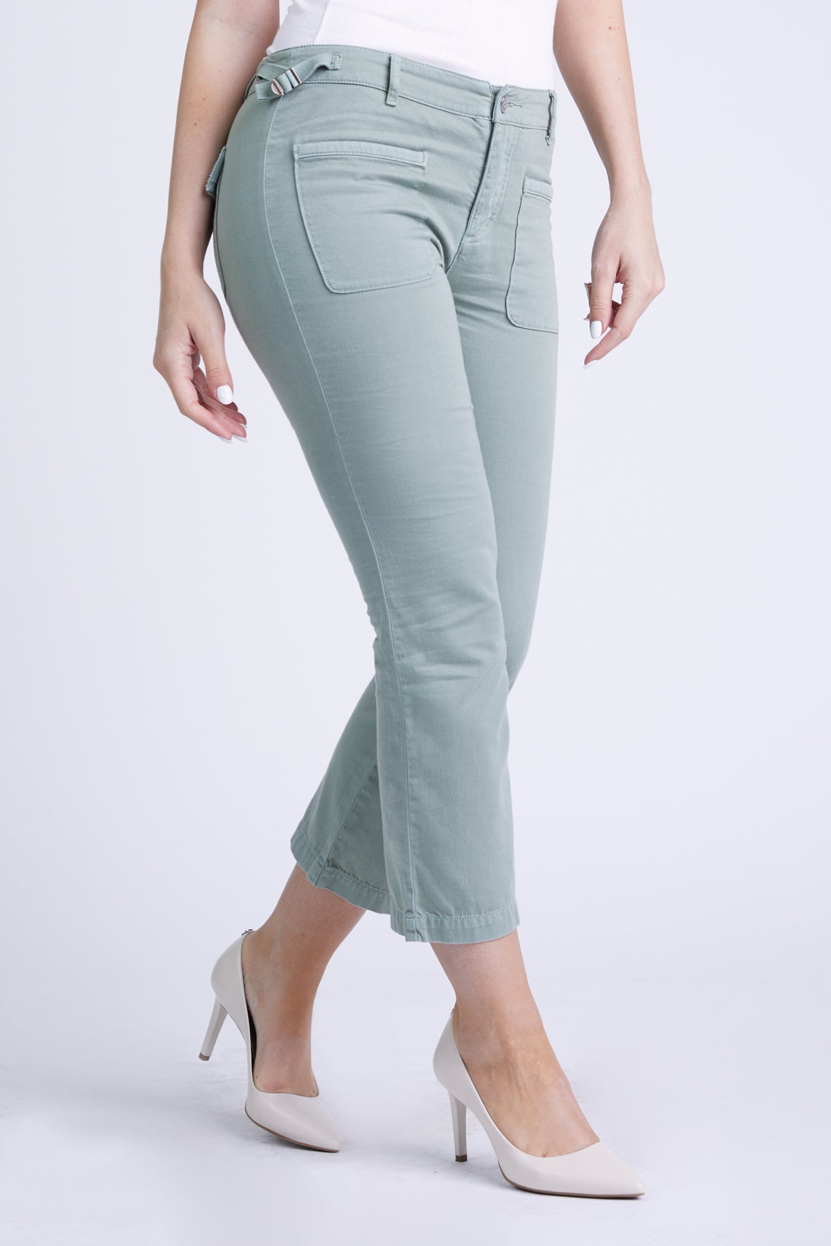 Flare crop pants in Tea