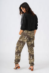 Silk cargo pants in Brush Print