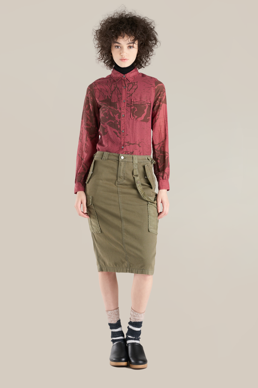 Pencil cargo skirt in New Olive