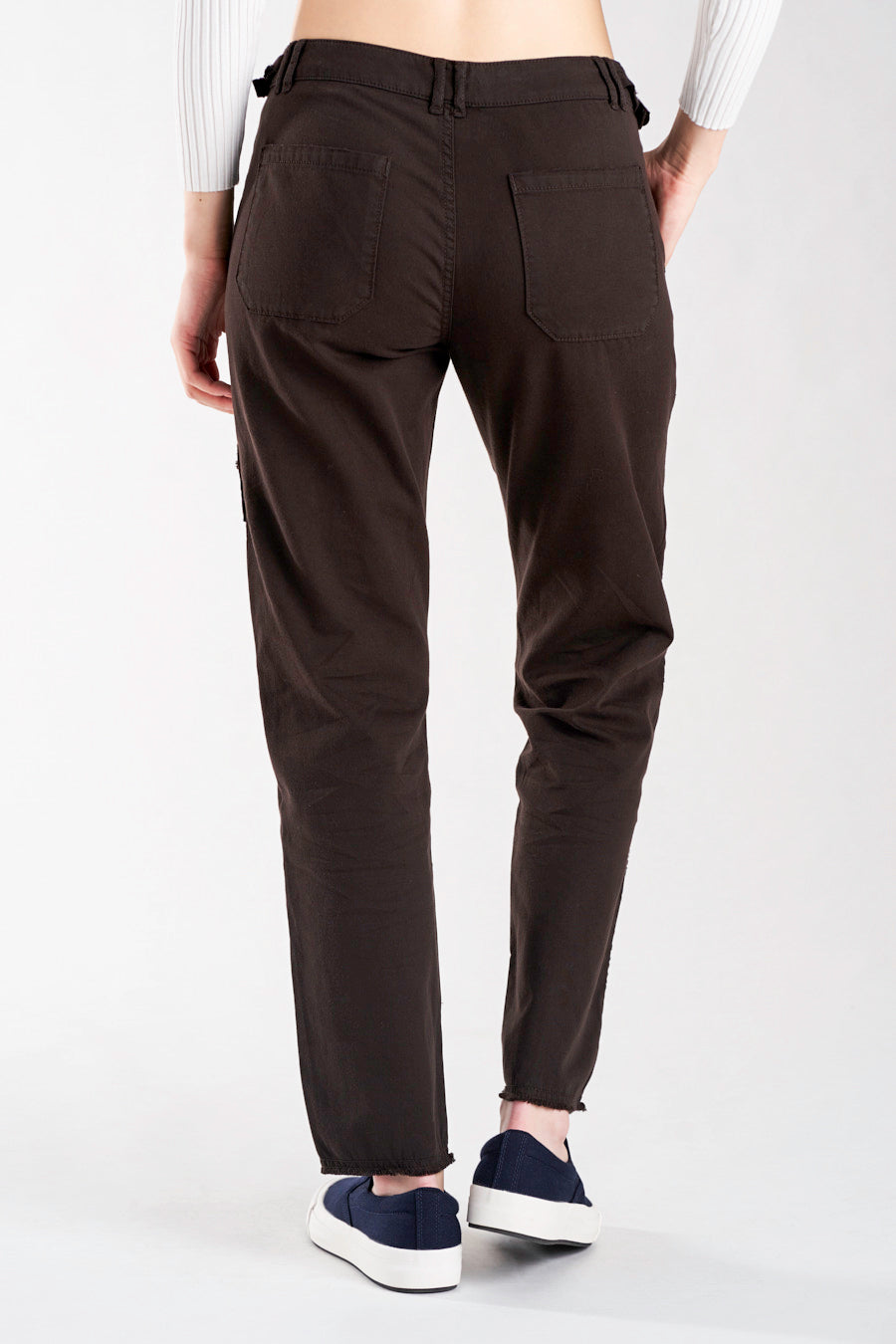 Pants with embroidery in Licorice