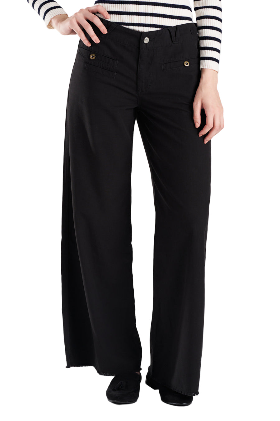 Silk wide leg pants in Caviar