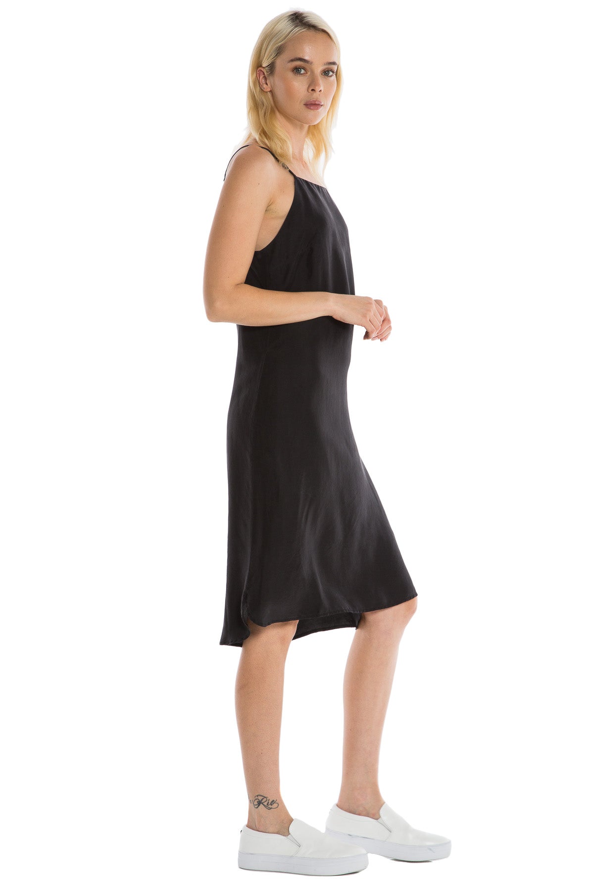 TAYLOR DRESS - CAVIAR - Da-Nang
