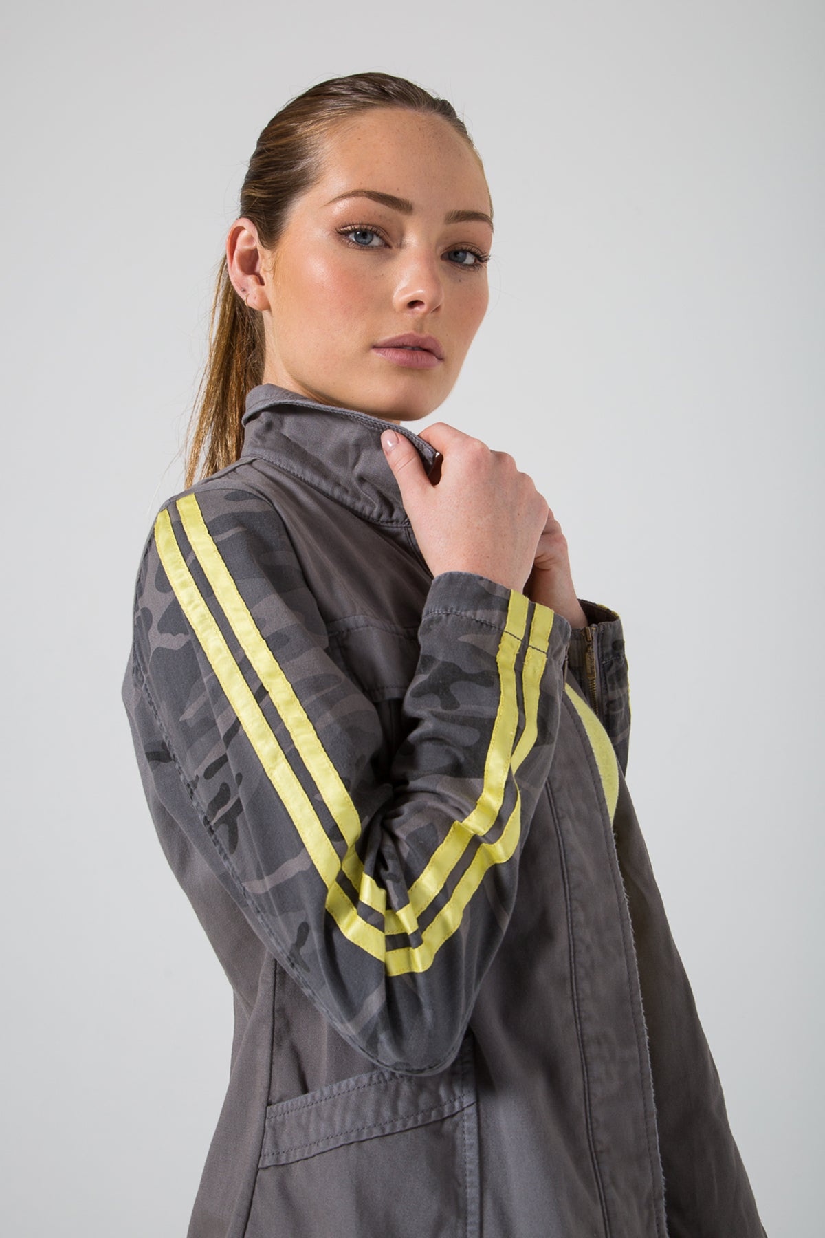 TAPERED MILITARY BLAZER - CHARCOAL GREY - Da-Nang