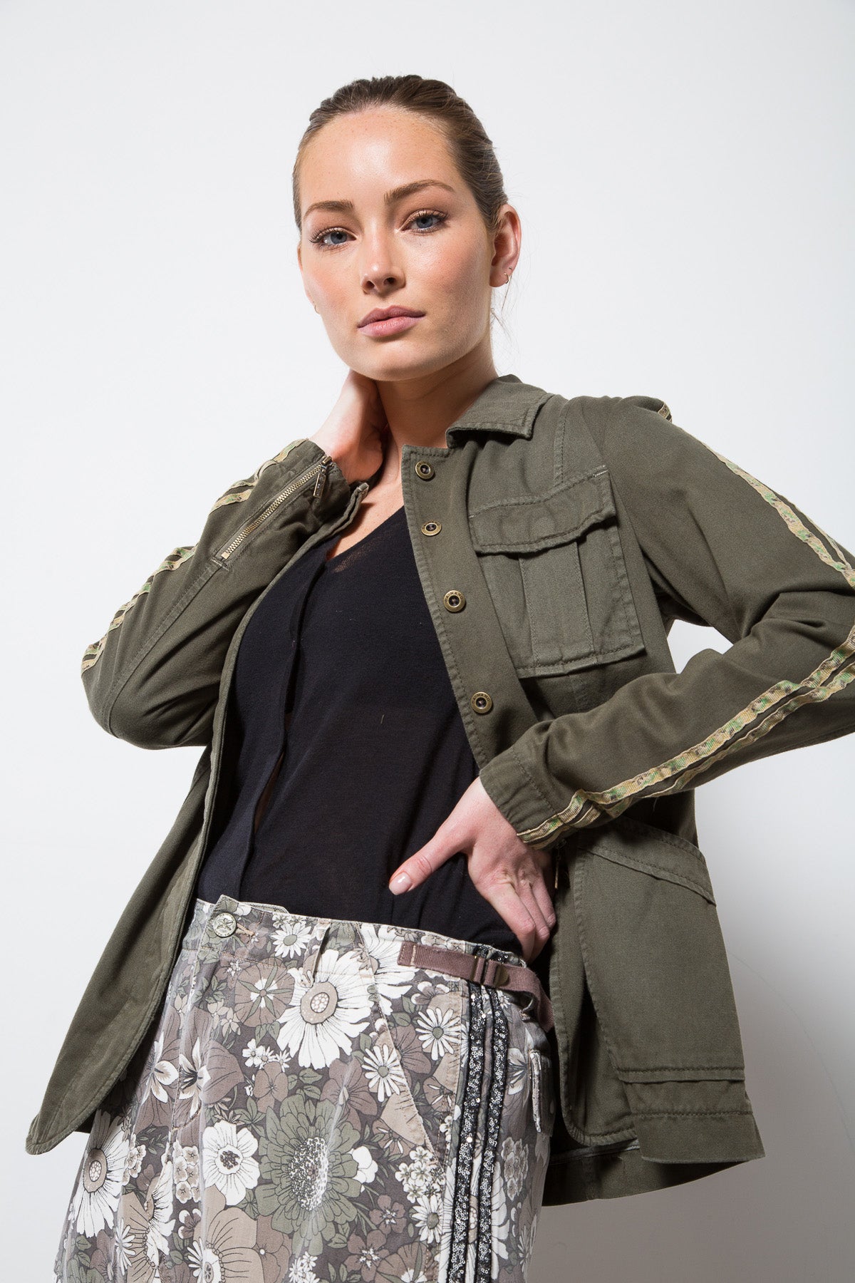 TAPERED MILITARY BLAZER - OLIVE - Da-Nang